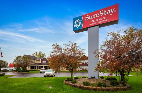 Auburn Hotel | SureStay Plus Hotel by Best Western Auburn