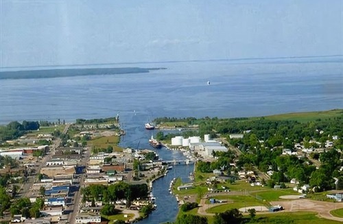 Cheboygan Hotel | Continental Inn