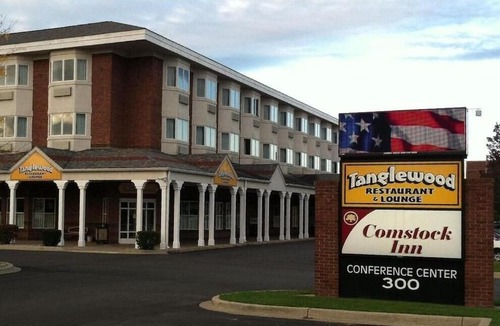 Owosso Hotel | The Comstock Inn and Conference Center