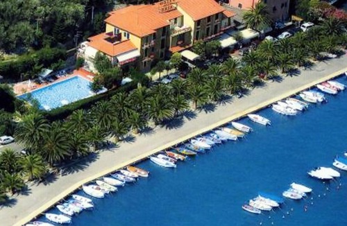 Le Grazie Hotel | Hotel Della Baia