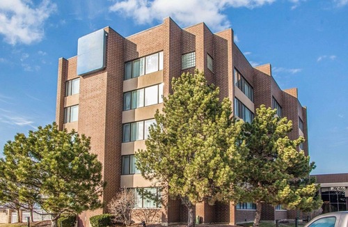 Orland Hills Hotel | Quality Inn & Suites Orland Park - Chicago