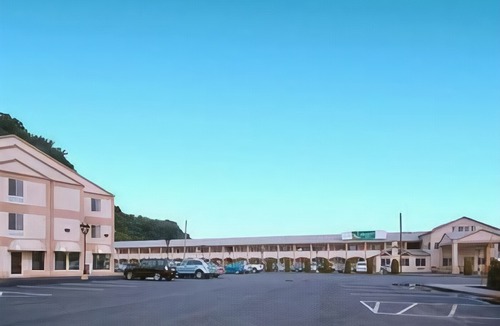 Northampton Hotel | Quality Inn & Suites Northampton - Amherst