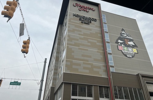 Downtown Indianapolis Hotel | Homewood Suites - Indianapolis Canal Iupui, IN