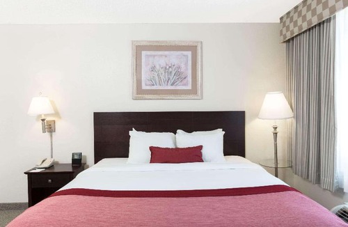 Tupelo Hotel | Wingate by Wyndham Tupelo