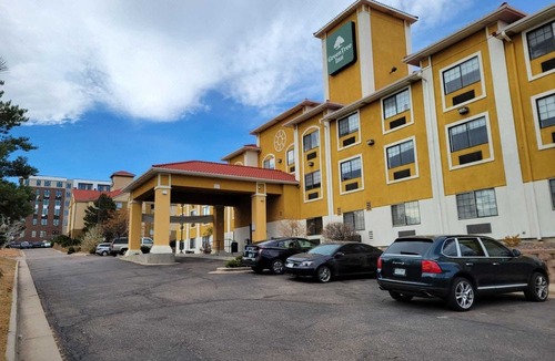 Centennial Hotel | GreenTree Inn Denver Tech Center