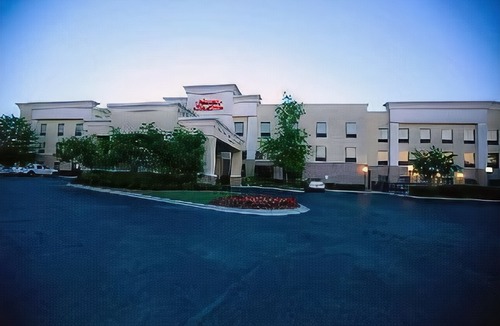 Pelham Hotel | Hampton Inn & Suites Birmingham-Pelham