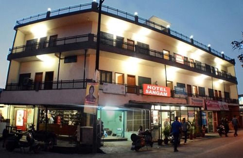Dehradun Hotel | Hotel Sangam
