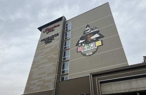 Downtown Indianapolis Hotel | Homewood Suites - Indianapolis Canal Iupui, IN