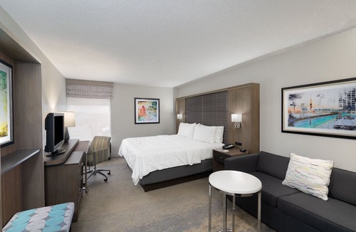 Huntsville Hotel | Holiday Inn Huntsville - Research Park, an Ihg Hotel