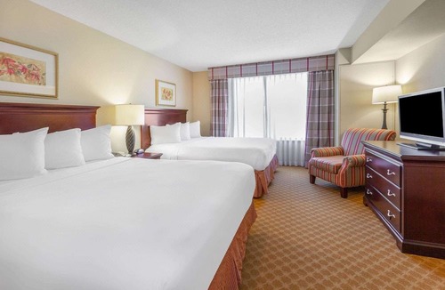 Iron Mountain Hotel | AmericInn by Wyndham Iron Mountain