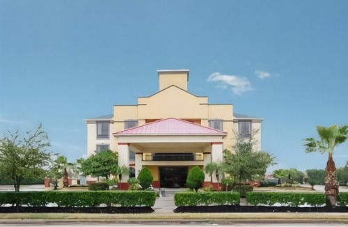 Barker Hotel | Comfort Suites Houston West at Clay Road