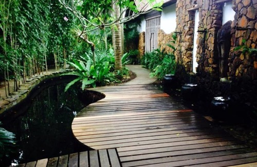Lubok Buaya Hotel | Sunset Beach Resort