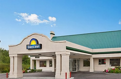 Emporia Hotel | Days Inn by Wyndham Emporia