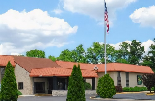 Cookstown Hotel | SureStay Plus Hotel by Best Western McGuire AFB Jackson