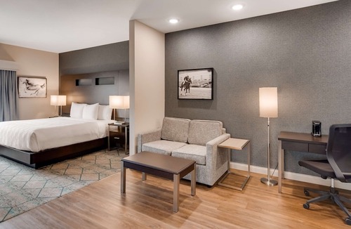 Jeffersonville - Clarksville Hotel | Best Western Plus Louisville North