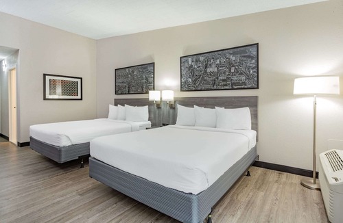 Windsor Locks Hotel | Ramada by Wyndham Windsor Locks