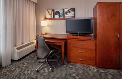 Newark Hotel | Sonesta Select Newark Christiana Mall