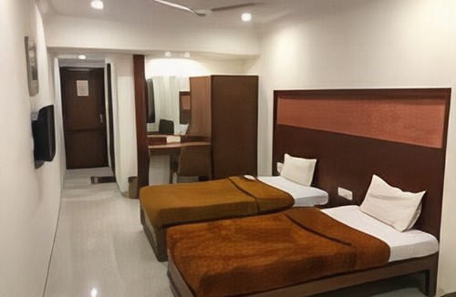 Surat Hotel | Hotel Galaxy