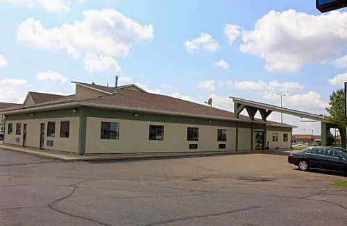 Watertown Hotel | Days Inn by Wyndham Watertown