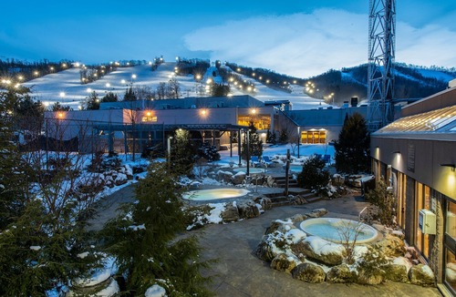 The Blue Mountains Hotel | Blue Mountain Resort Inn