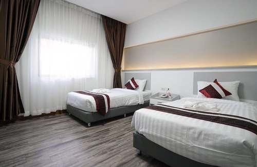 Poipet Hotel | Hak Huot Hotel II