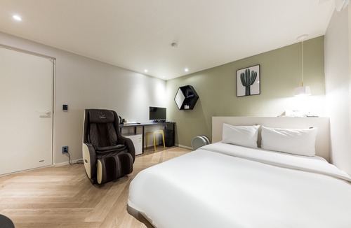 Dong-gu Hotel | Daejeon Yongjeon Hotel Ben