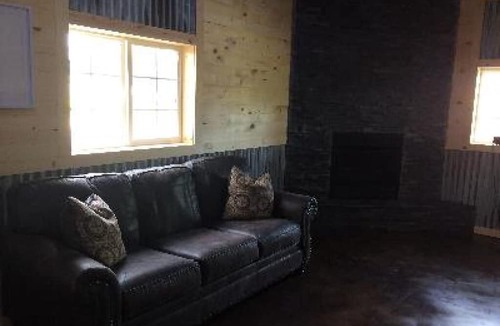 Lewistown Hotel | Big Horse Inn and Suites