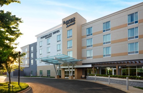Buechel Hotel | Fairfield Inn & Suites by Marriott Louisville Northeast
