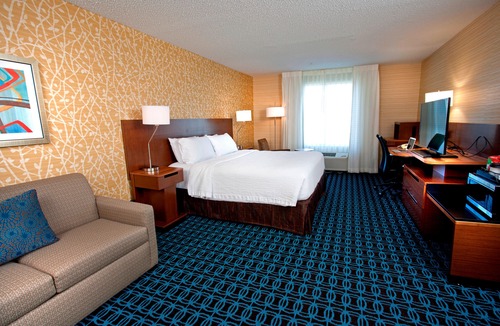 Heather Gardens Hotel | Fairfield Inn & Suites by Marriott Denver Aurora/Medical Center