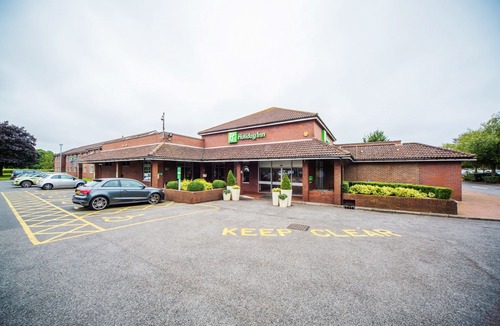 High Wycombe Hotel | Holiday Inn High Wycombe M40, Jct. 4, an Ihg Hotel