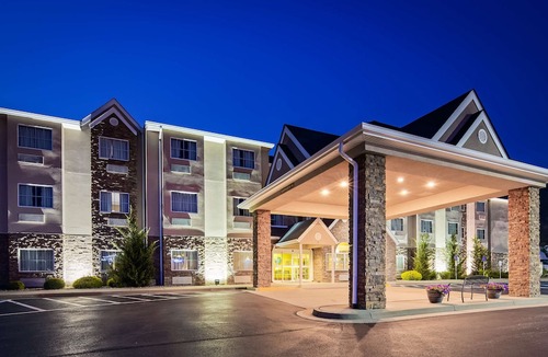 Buckhannon Hotel | SureStay Plus Hotel by Best Western Buckhannon