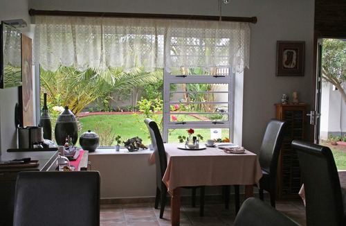 Swakopmund Hotel | Room for 3 Guests - Amarachi Guesthouse in Swakopmund Namibia - Beach in 500m