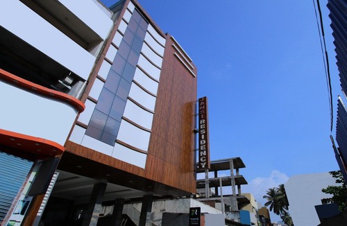 Gandhipuram Hotel | Treebo Jansi Residency