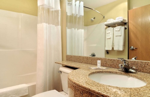 Normal Hotel | Microtel Inn & Suites Huntsville
