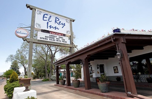 Southside Hotel | El Rey Court