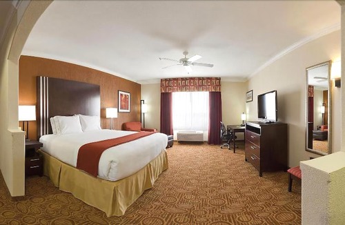 Barker Hotel | Holiday Inn Express Hotel and Suites Katy, an Ihg Hotel
