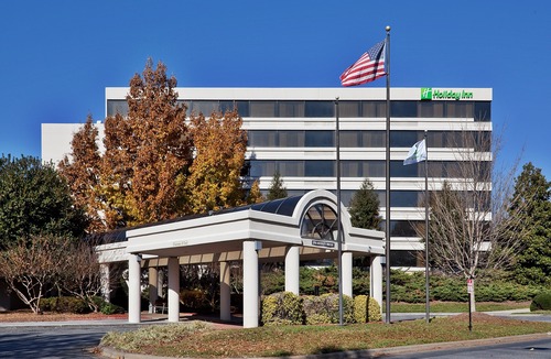 Winston - Salem Hotel | DoubleTree by Hilton Winston Salem - University, NC