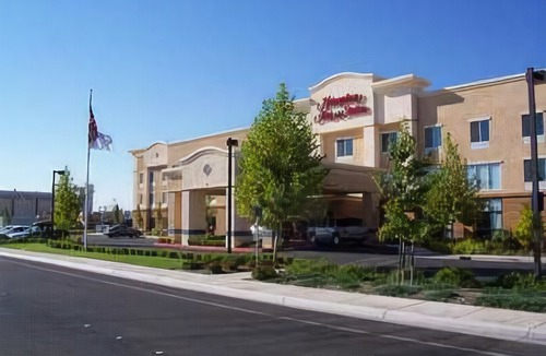 Yuba City Hotel | Hampton Inn & Suites Yuba City