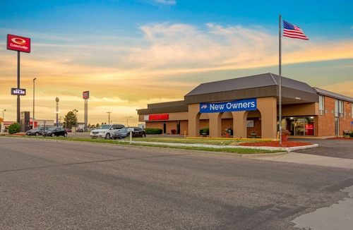 Goodland Hotel | OYO Hotel Goodland KS Hwy 24