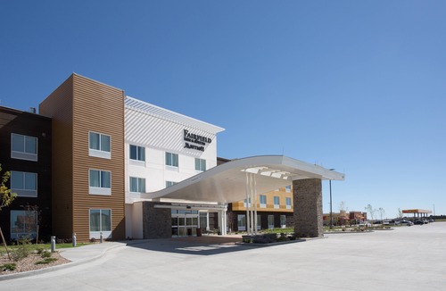Burlington Hotel | Fairfield Inn & Suites by Marriott Burlington