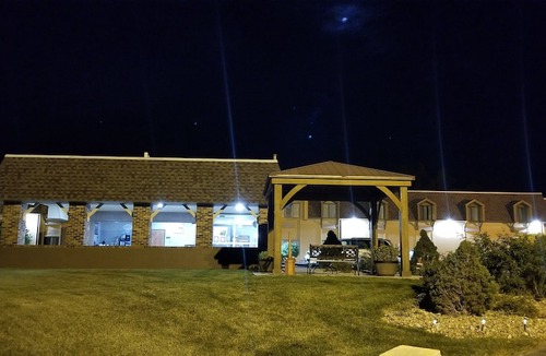 Washington Hotel | Hometown Inn & Suites