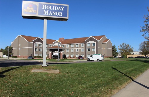 Newton Hotel | Best Western Holiday Manor
