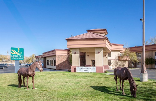 Casper Hotel | Quality Inn & Suites Casper Near Event Center