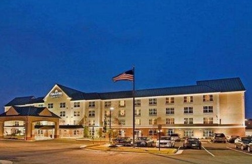 Woodbridge Hotel | Country Inn & Suites by Radisson, Potomac Mills Woodbridge, VA