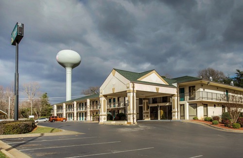 Reidsville Hotel | Quality Inn Reidsville Hwy 29