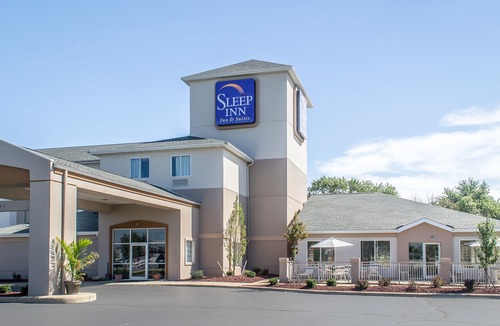 Gypsum Hotel | Sleep Inn & Suites Port Clinton
