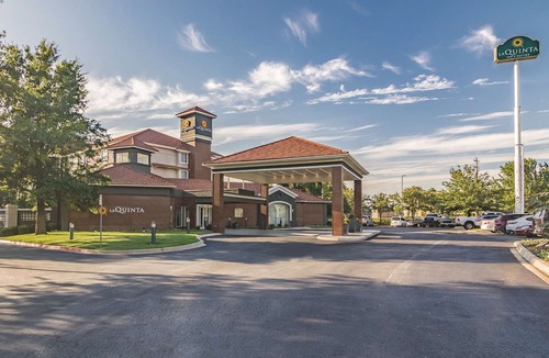 Norman Hotel | La Quinta by Wyndham Oklahoma City Norman
