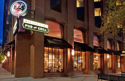Downtown Lincoln Hotel | The Lincoln Marriott Cornhusker Hotel