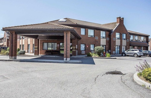Downtown Gatineau Hotel | Comfort Inn Gatineau