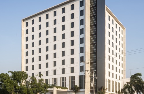 Zona Industrial Hotel | Fiesta Inn Merida